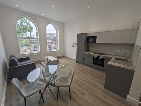 Wilmslow Road, Withington, Manchester M20