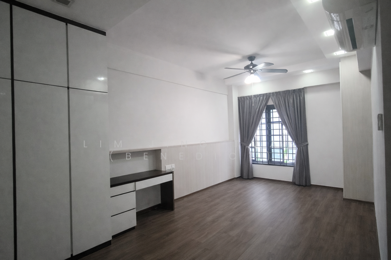 131 Serangoon Avenue 3 photo 2