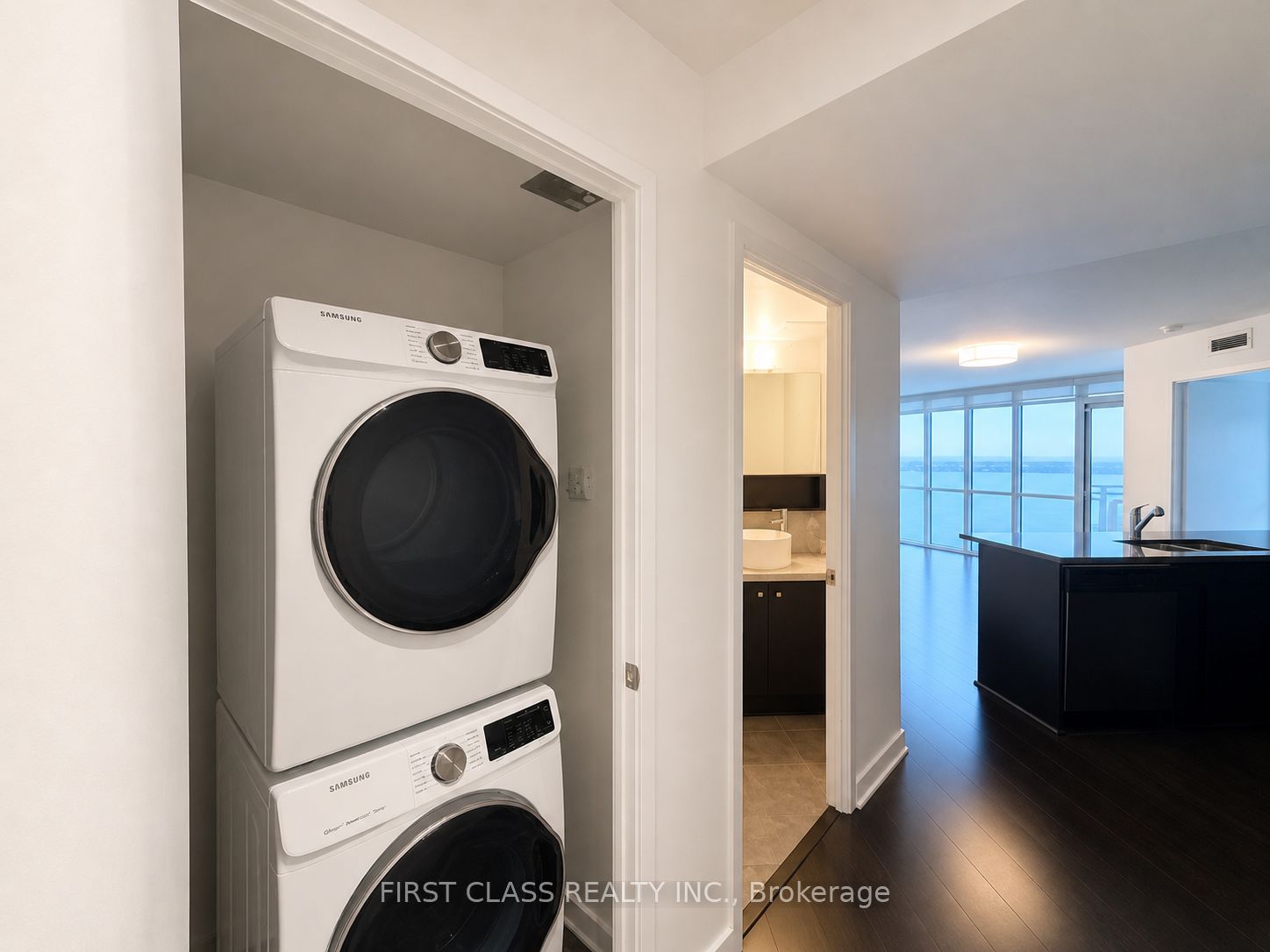 Additional image 3 of 3210-11 Brunel Court, Toronto, ON, M5V 3Y3