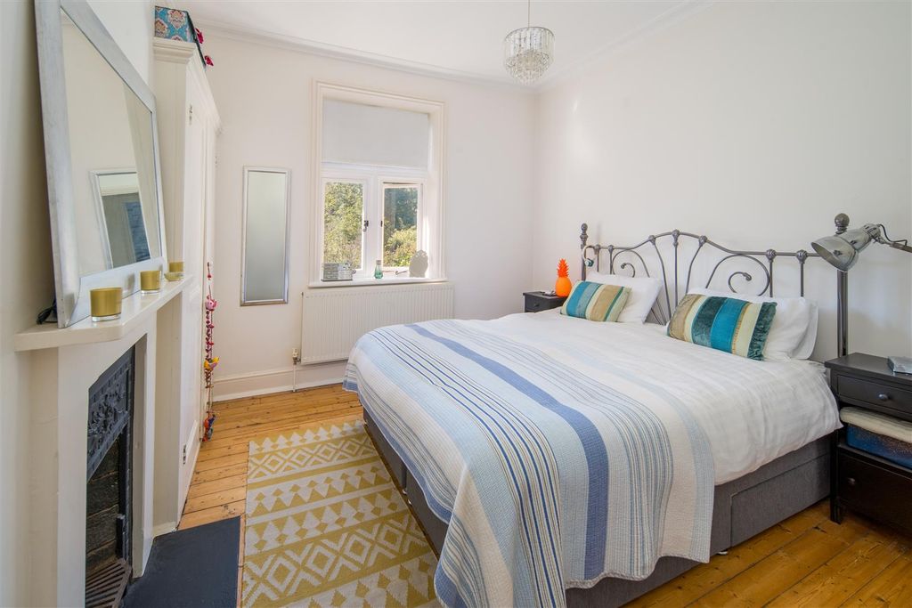 Additional image 8 of 3 bed terraced house for saleGurnard, Isle Of Wight PO31