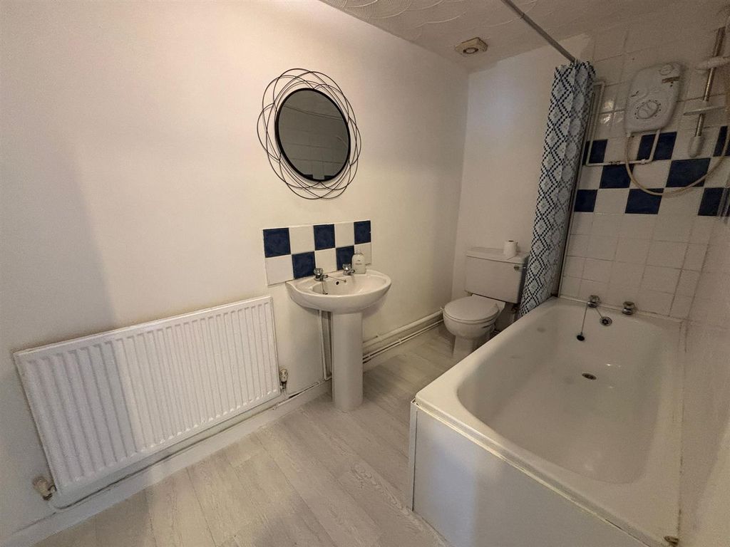 Additional image 11 of 2 bed flat to rentHigh Street, Caeharris, Merthyr Tydfil CF48
