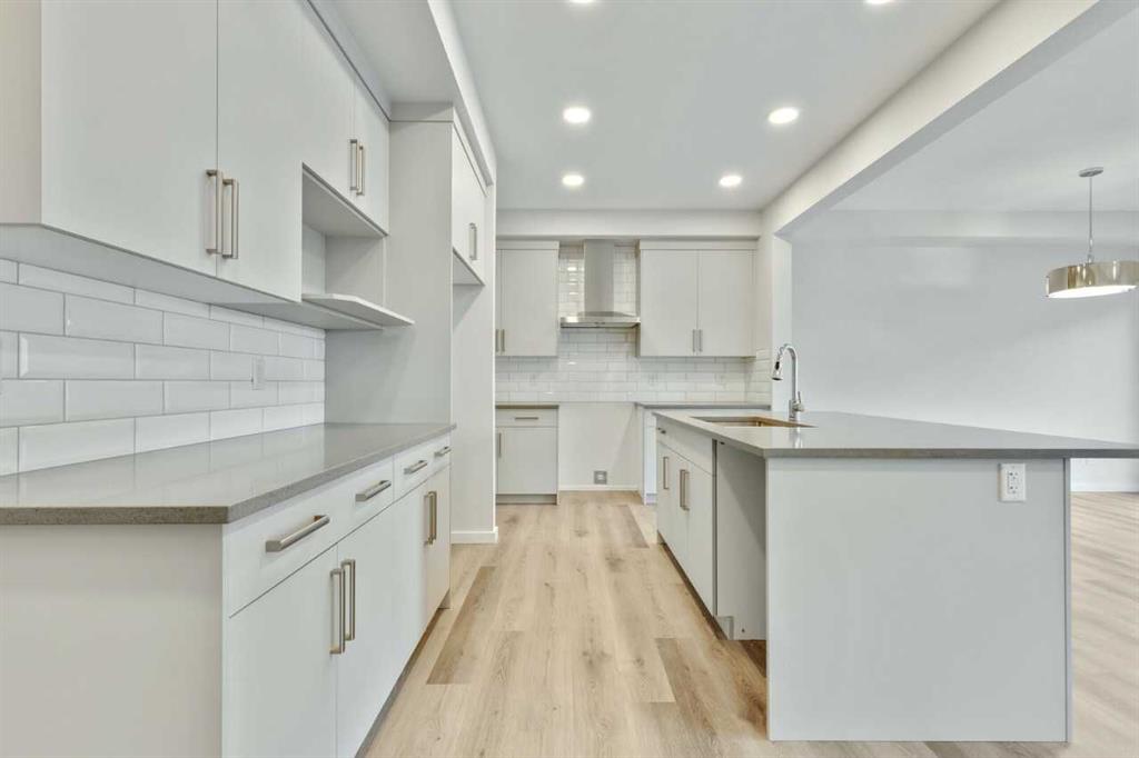 Additional image 4 of 400 Heartwood Grove SE, Calgary, AB, T3M2K1