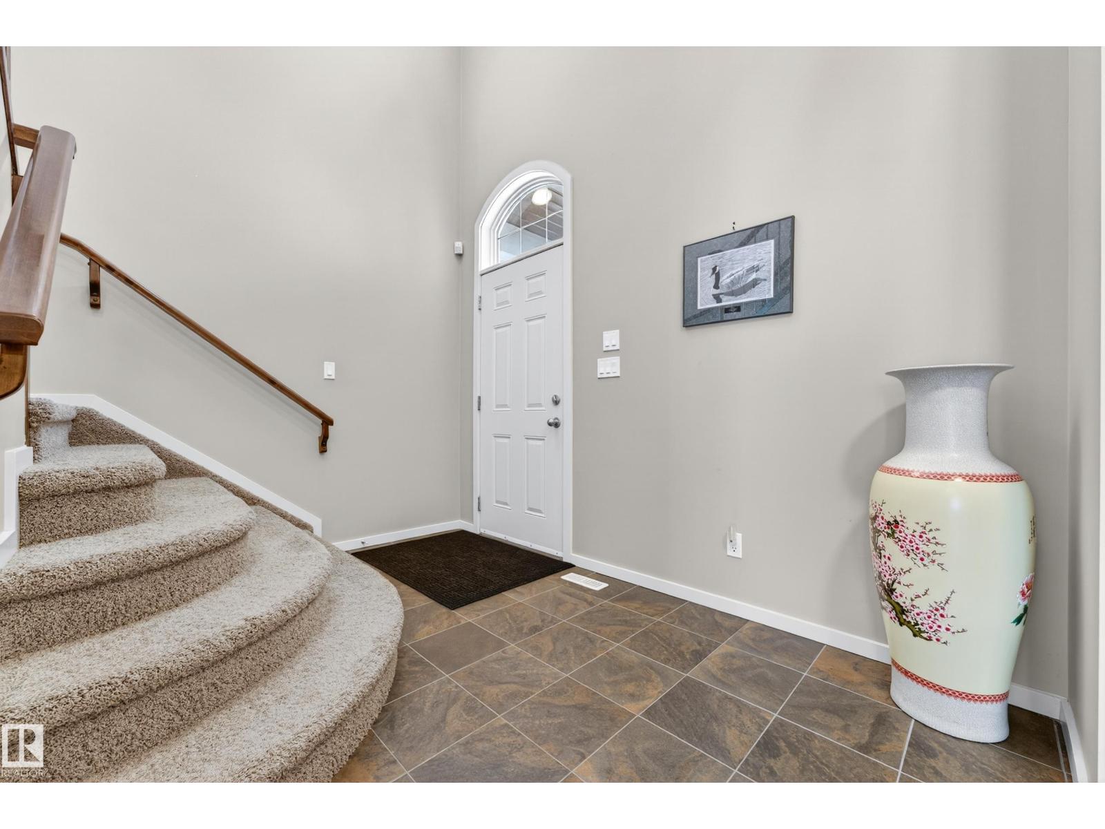 Additional image 4 of 22055 95 Avenue NW, Edmonton, AB, T5T4A7