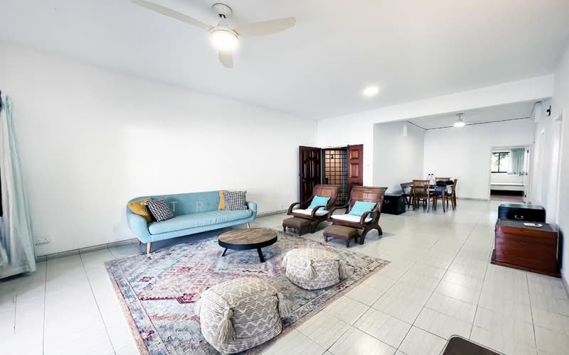 60 Farrer Road photo 2