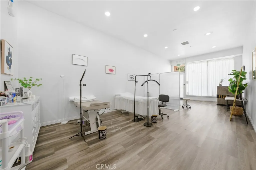 Additional image 48 of 340 E Foothill Blvd, Arcadia, CA 91006