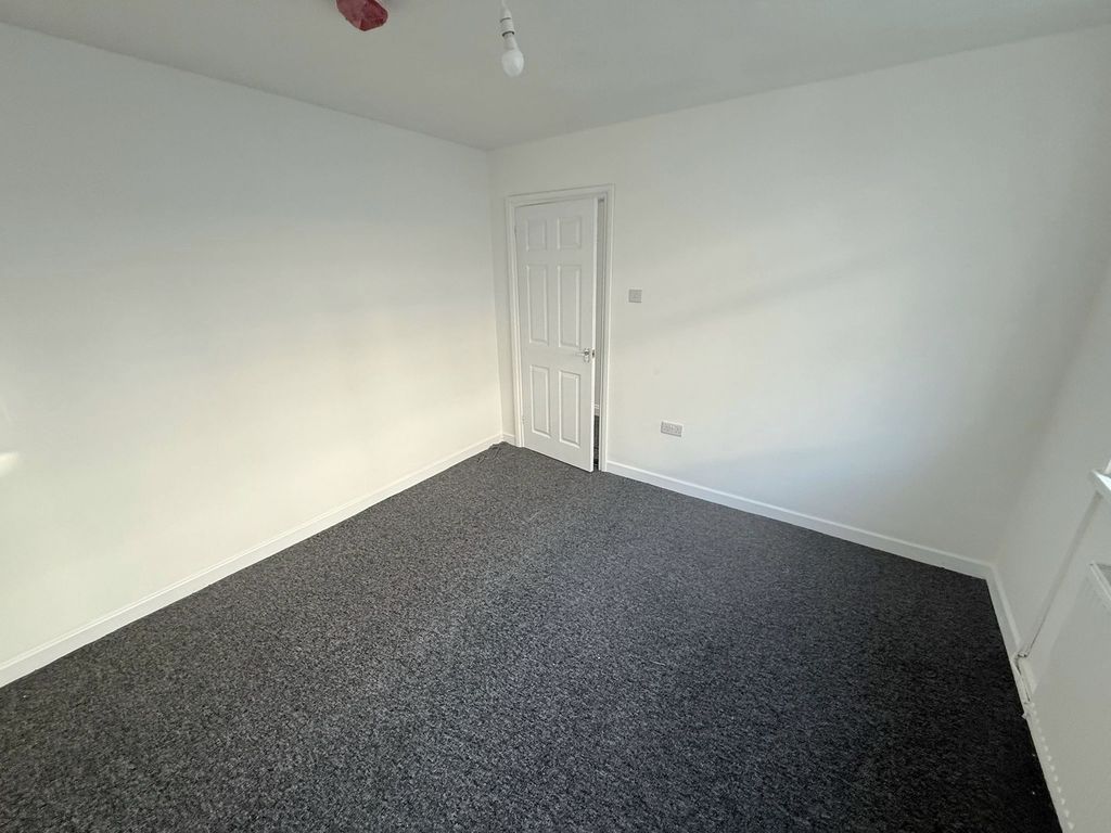 Additional image 5 of 3 bed terraced house to rentAlma Street, Abertillery NP13
