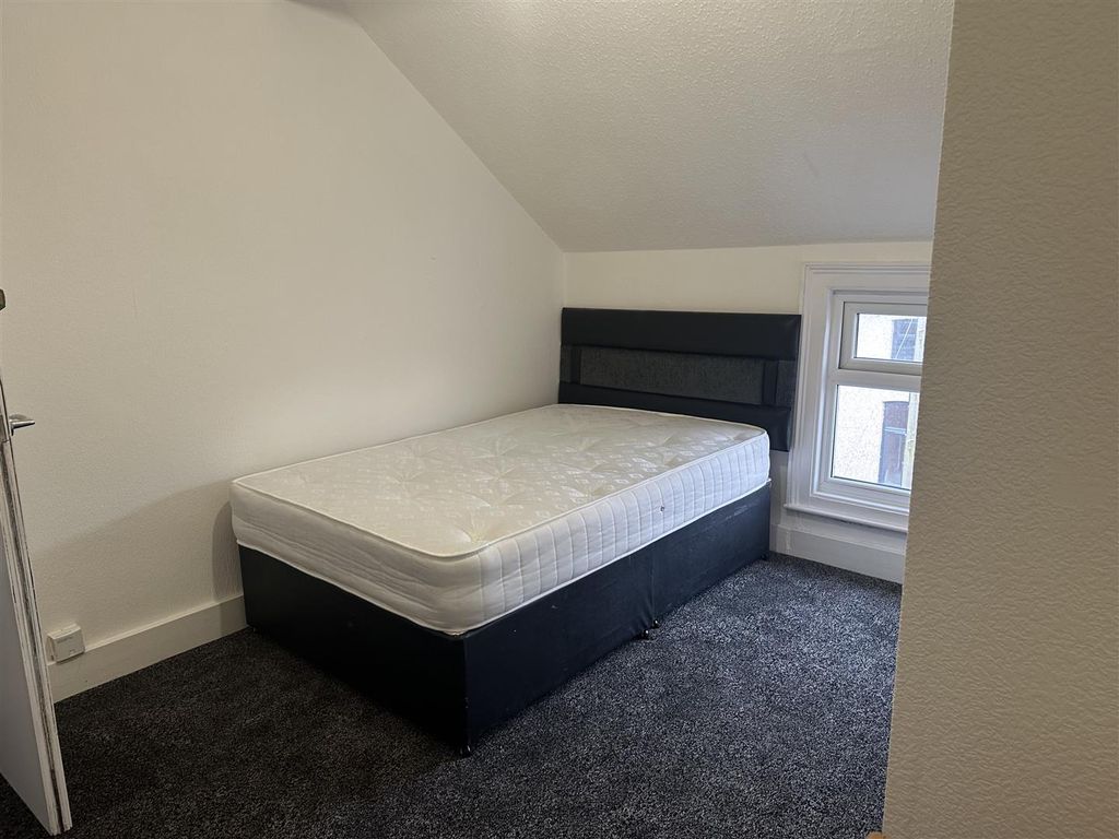 Additional image 2 of Room to rentSt Pauls Road Room 4, Hartlepool TS26