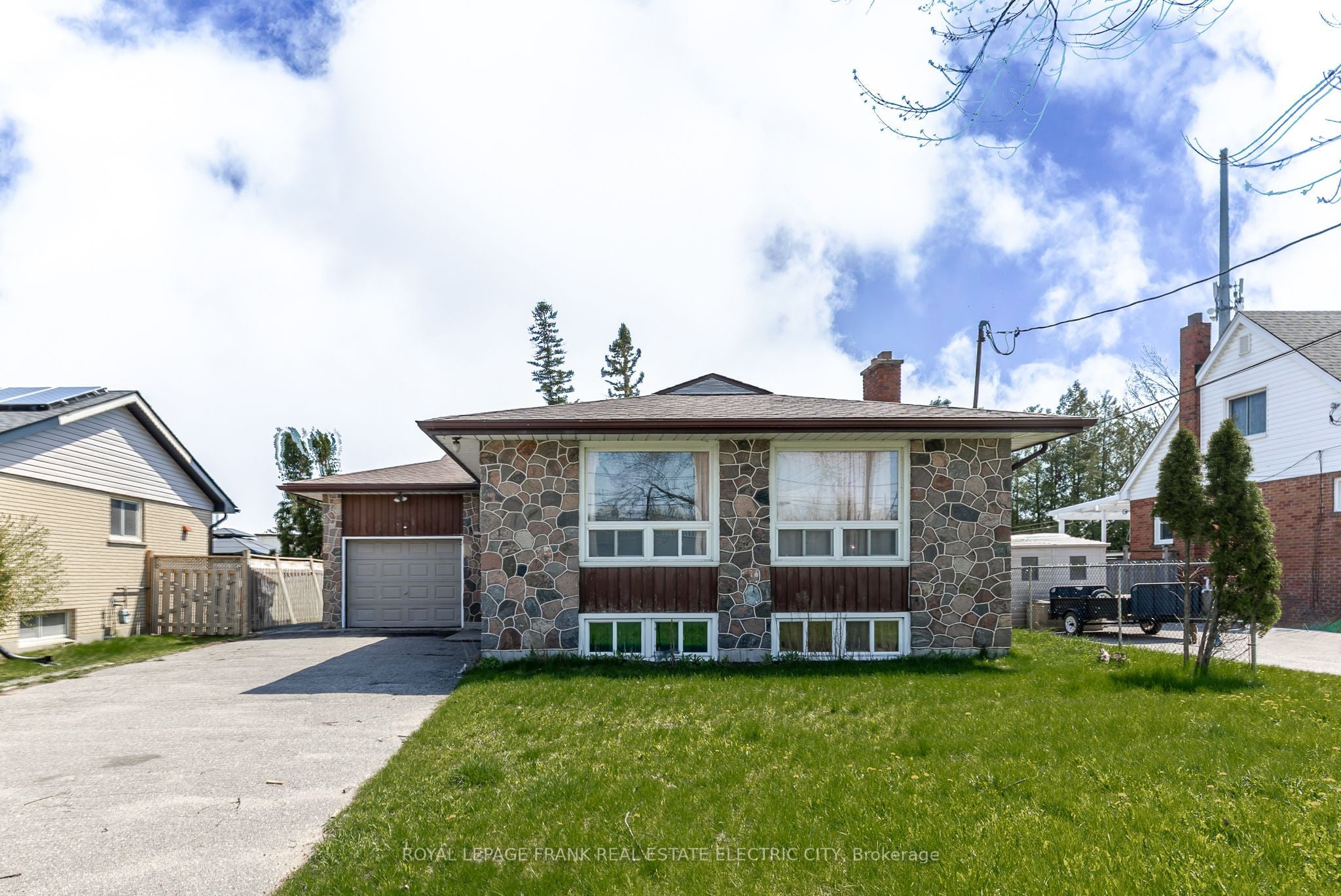 941 Crawford Drive, Peterborough, ON, K9J 3X1