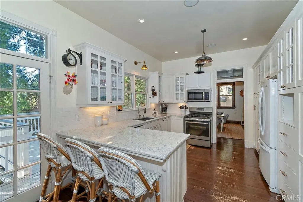 Additional image 22 of 27312 Pinewood Dr, Lake Arrowhead, CA 92352