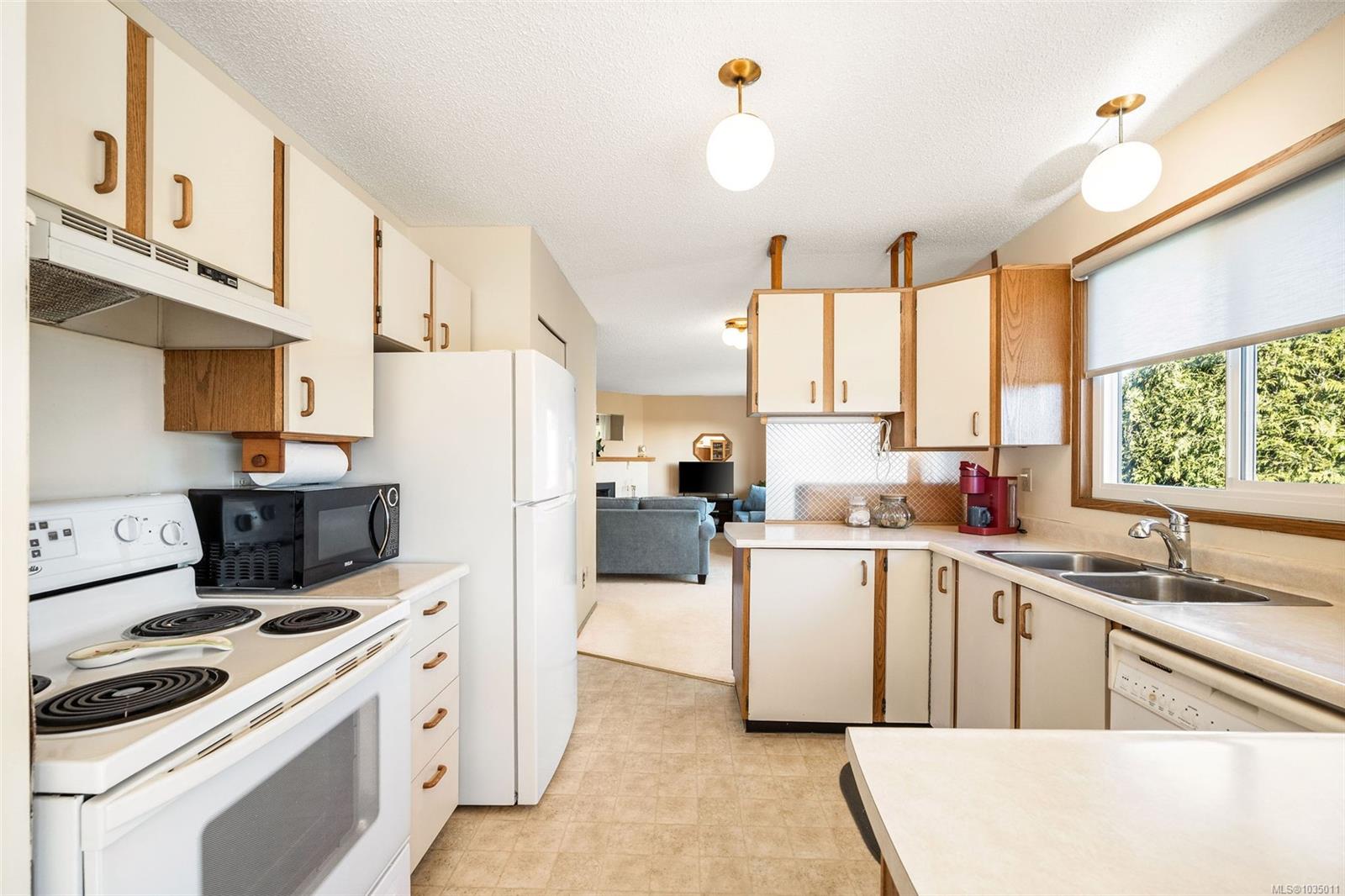 Additional image 4 of 244 Tahoe Avenue, Nanaimo, BC, V9R 6S2