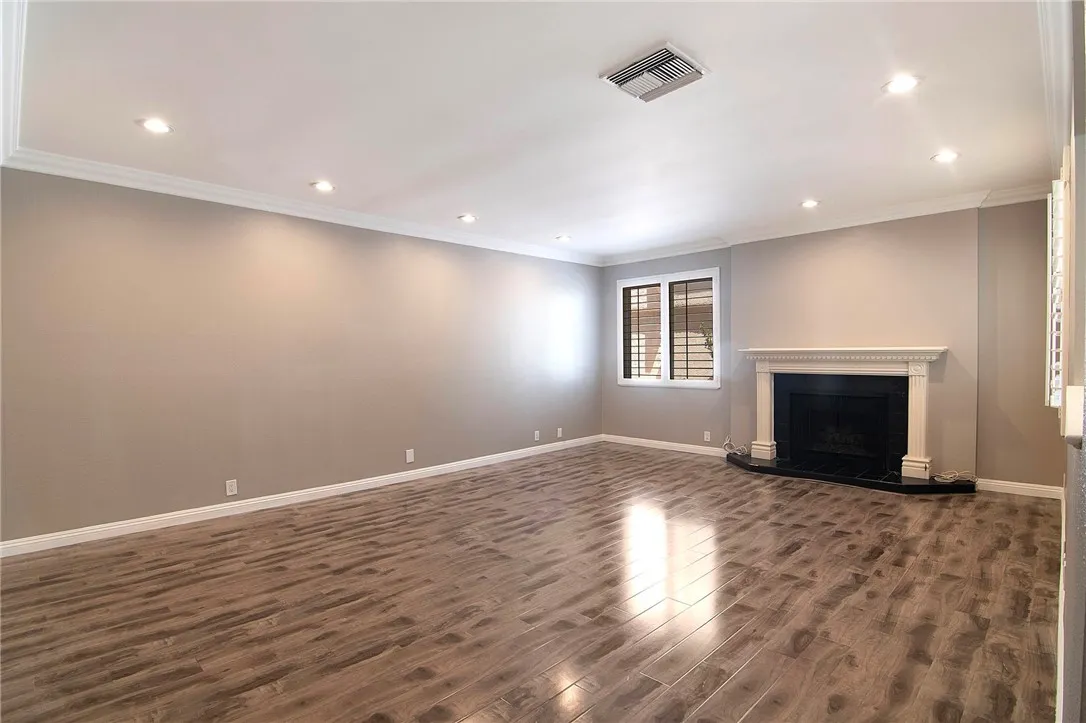 Additional image 38 of 5401 Zelzah Ave Unit 115, Encino, CA 91316