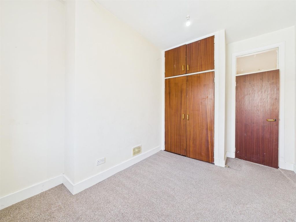 Additional image 8 of 2 bed flat for salePaisley Road, Renfrew PA4