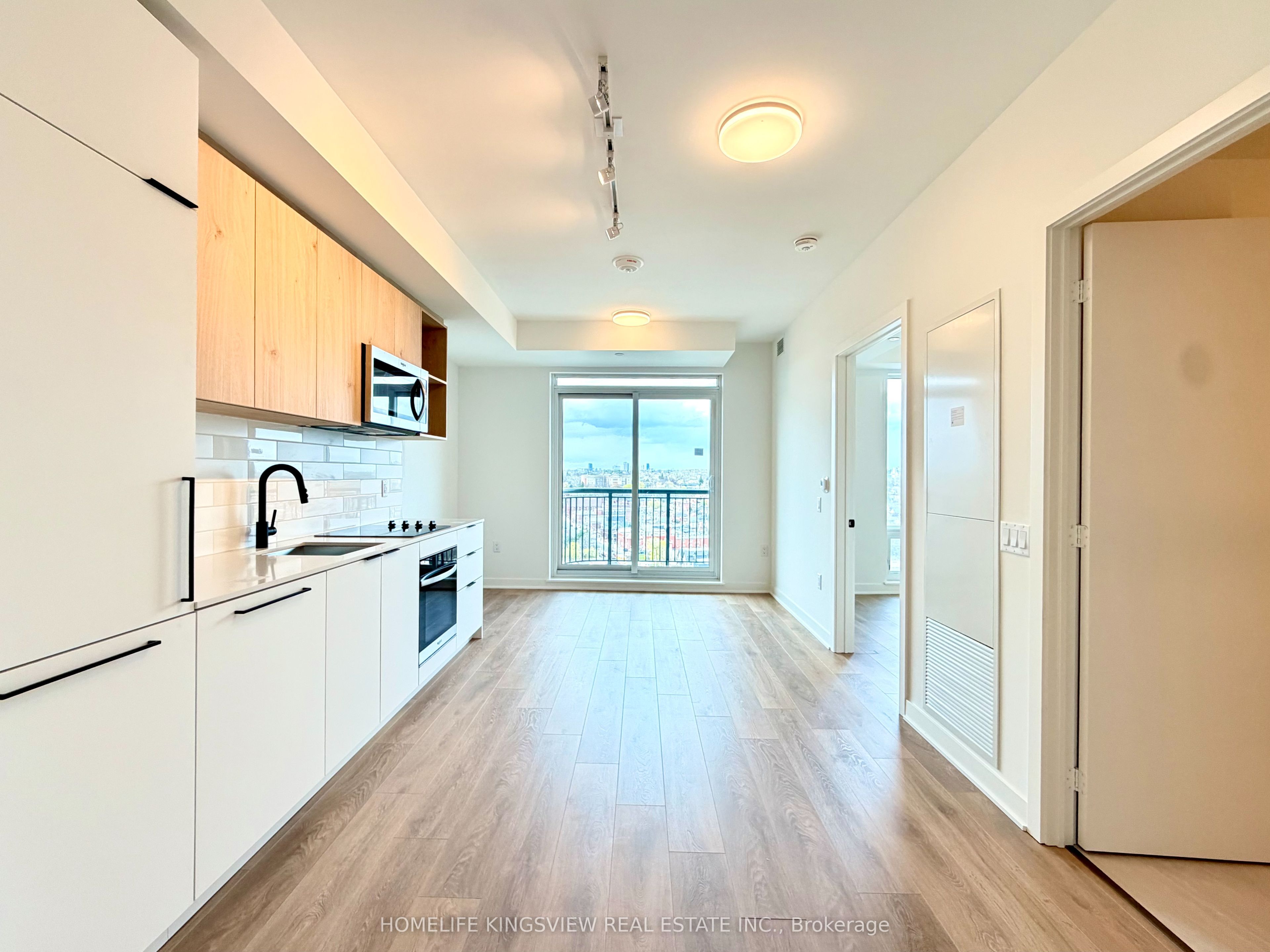 Additional image 3 of 1204-1185 Dupont Street, Toronto, ON, M6H 0G5