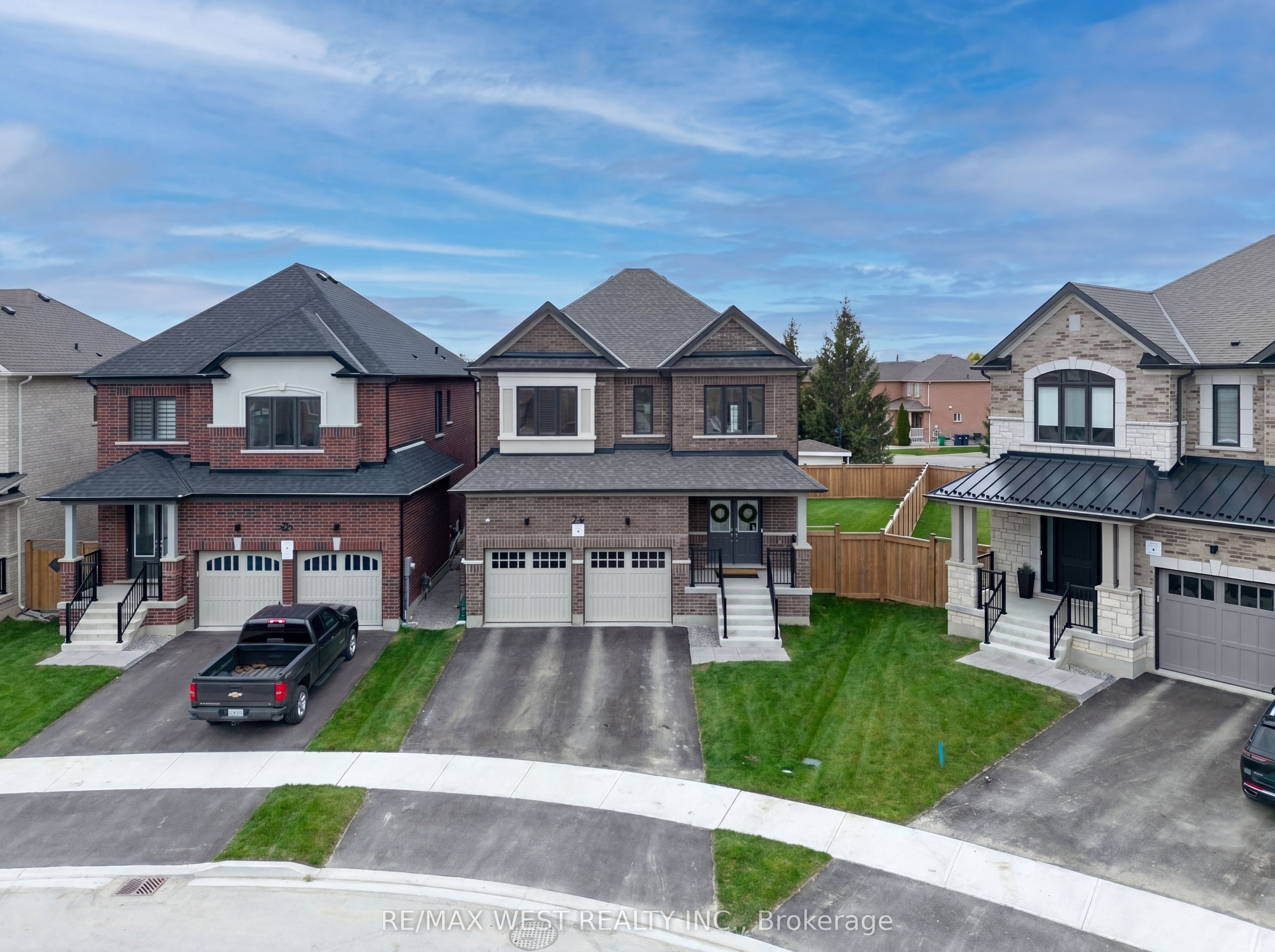 Additional image 3 of 24 Hanton Crescent, Caledon, ON, L7E 2M3