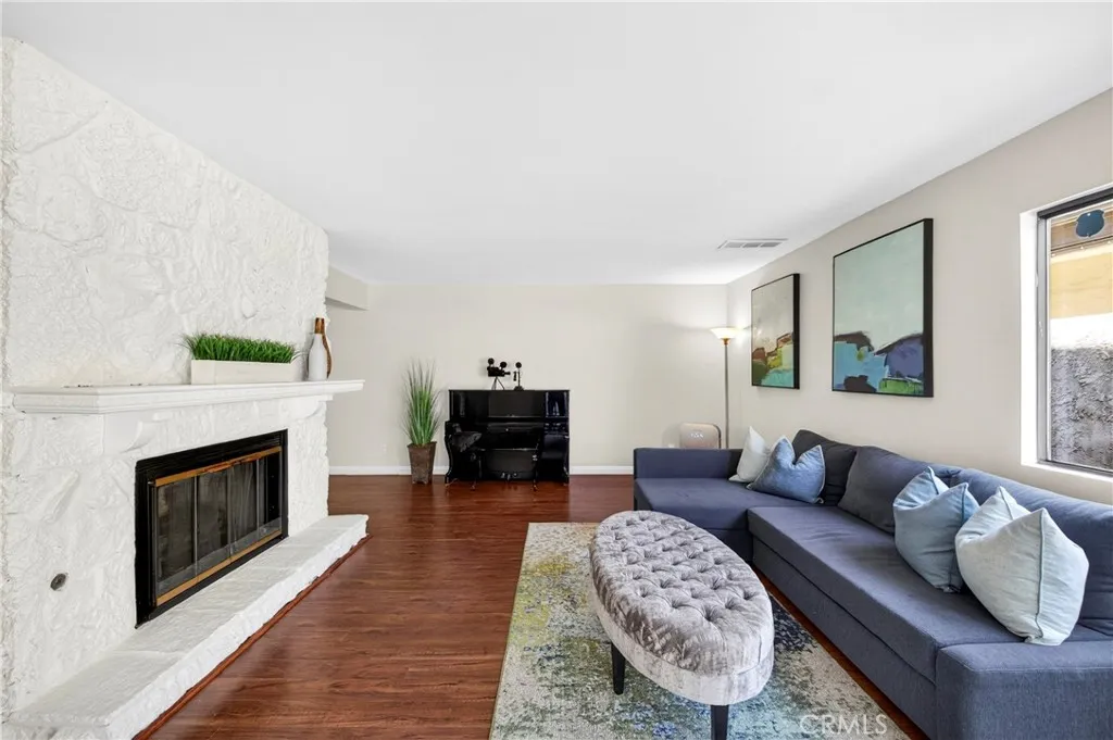 Additional image 5 of 9914 Tweedy Lane Unit C, Downey, CA 90240