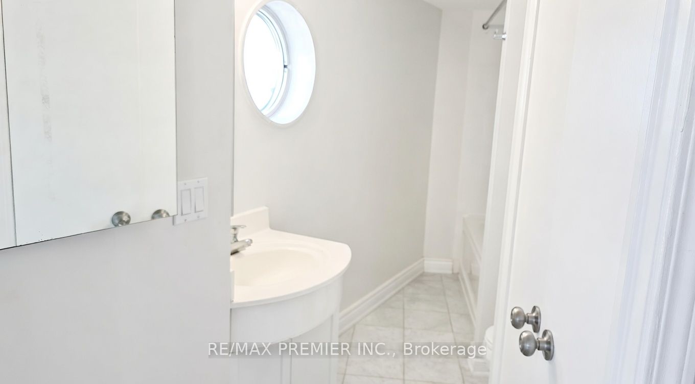 Additional image 6 of 719-600 Queens Quay W, Toronto, ON, M5V 3M3