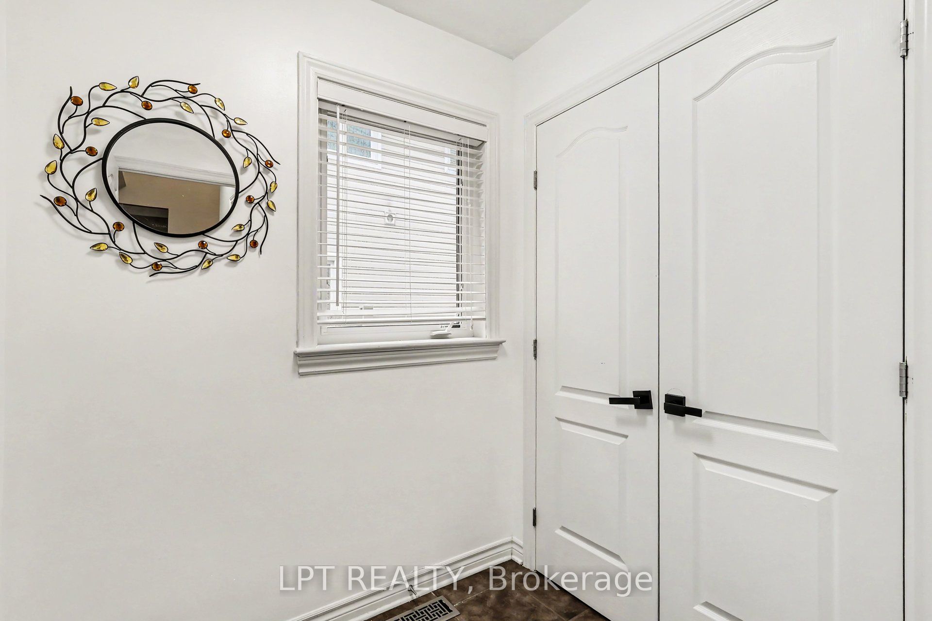 Additional image 6 of 325 Creston Valley Way, Ottawa, ON, K1T 0G6