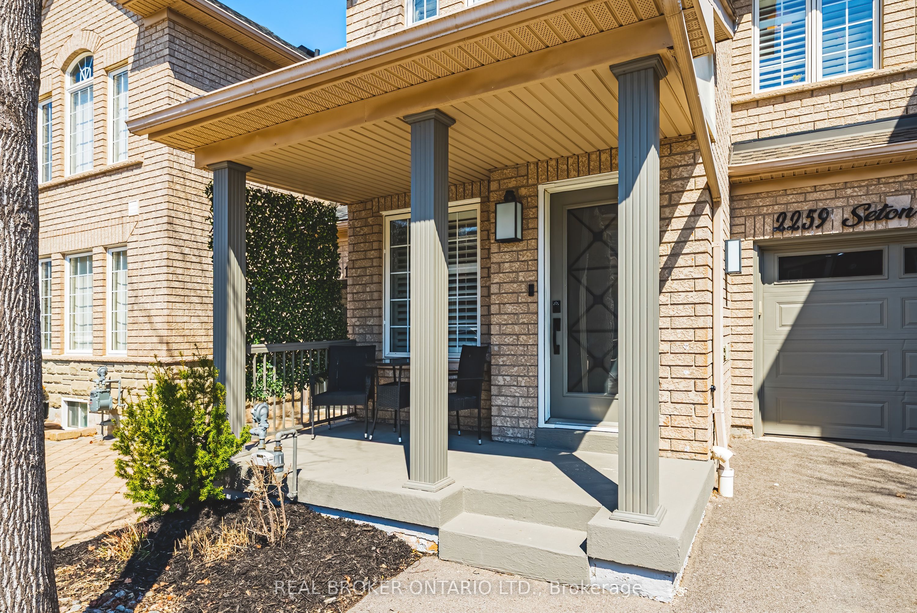 Additional image 2 of 2259 Seton Crescent, Burlington, ON, L7L 6Y4