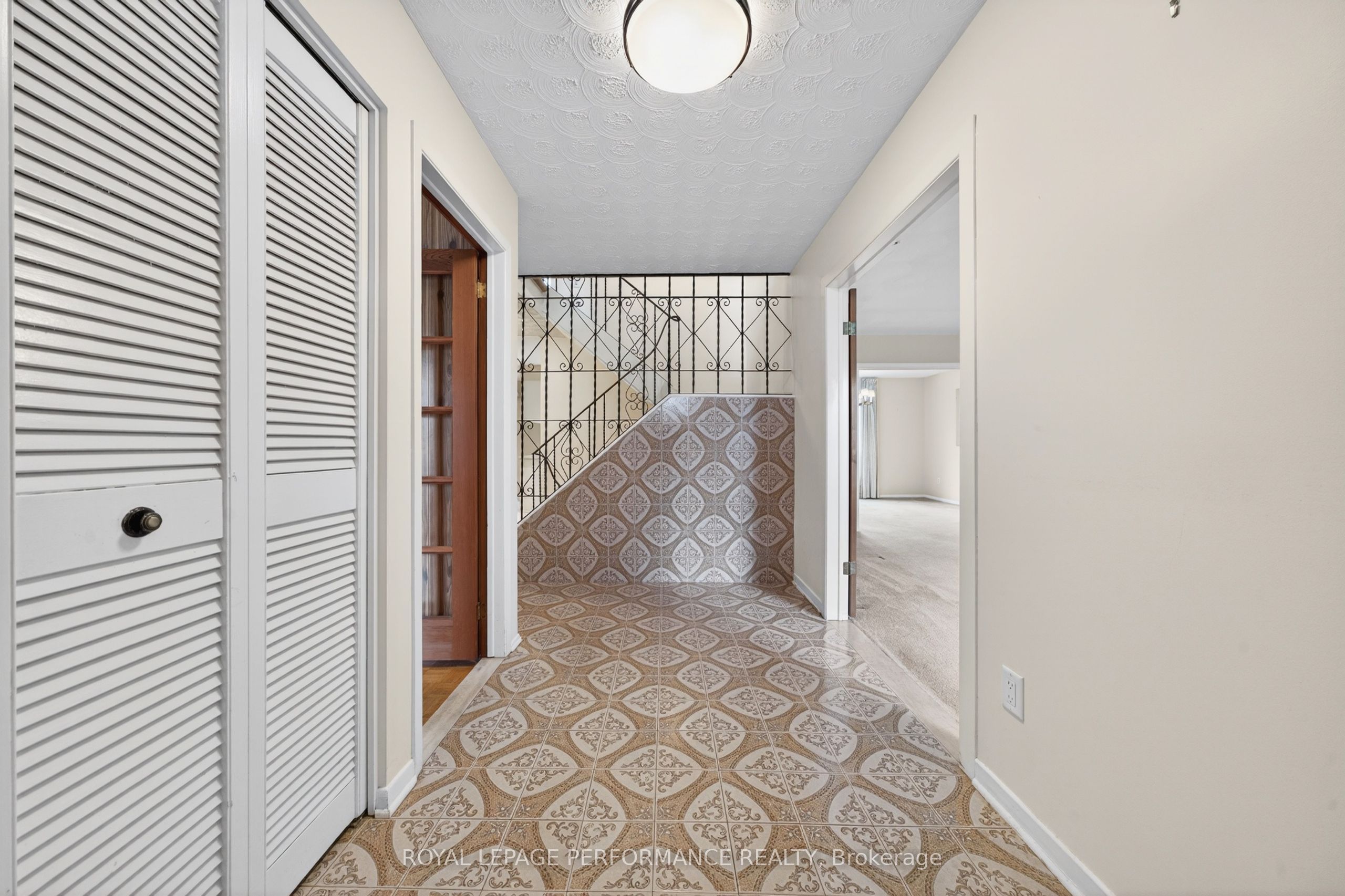 Additional image 6 of 1837 Juno Avenue, Ottawa, ON, K1H 6S6