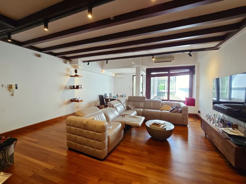 Fantastic Deluxe 4 Bed EMERALD