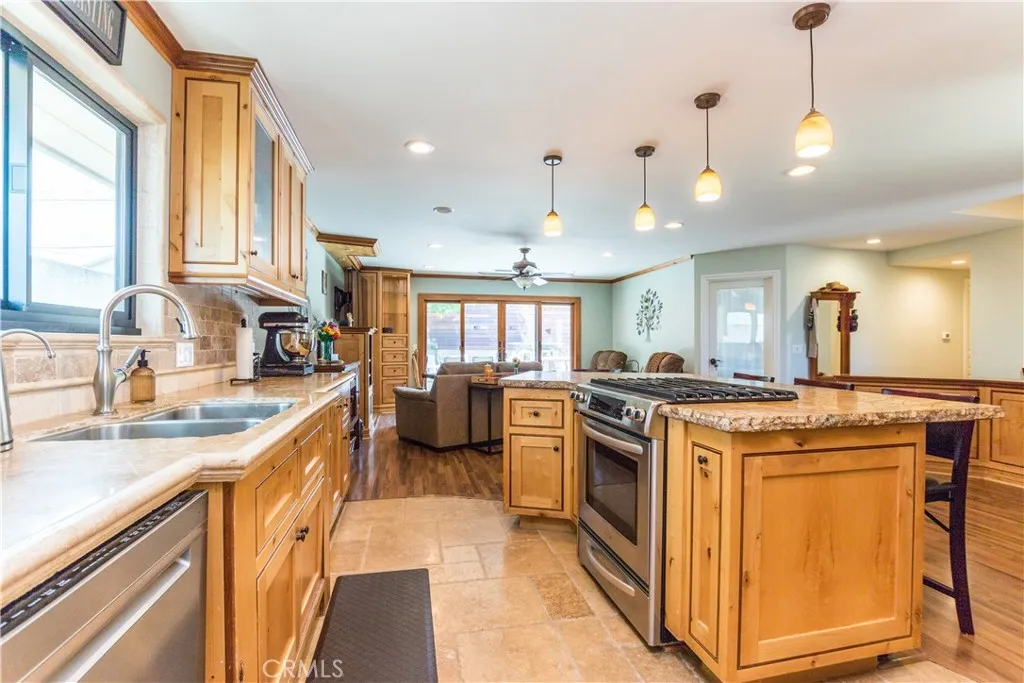 Additional image 15 of 4311 Emerald Cir, Cypress, CA 90630