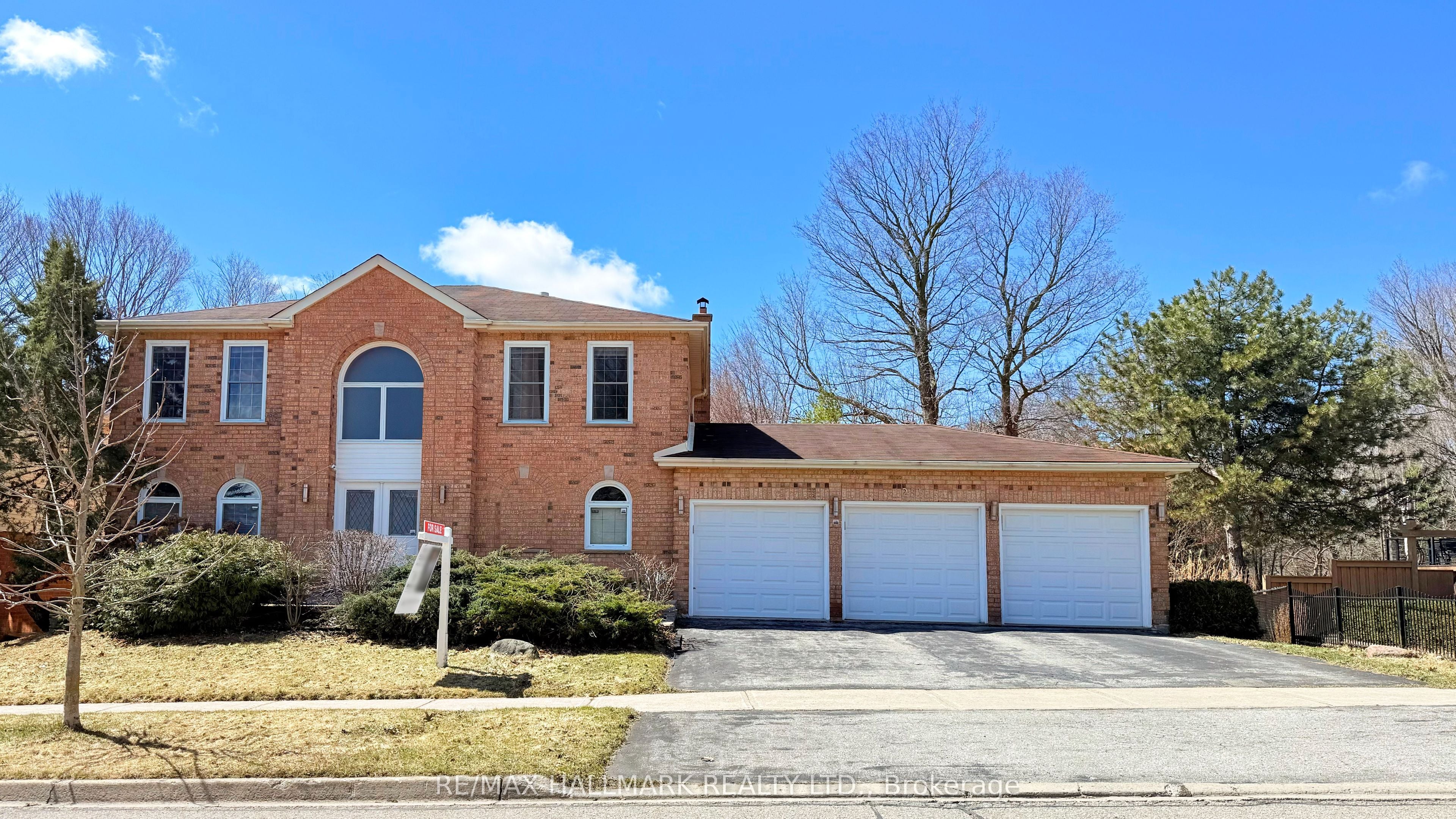 235 Kemano Road, Aurora, ON, L4G 5Z1