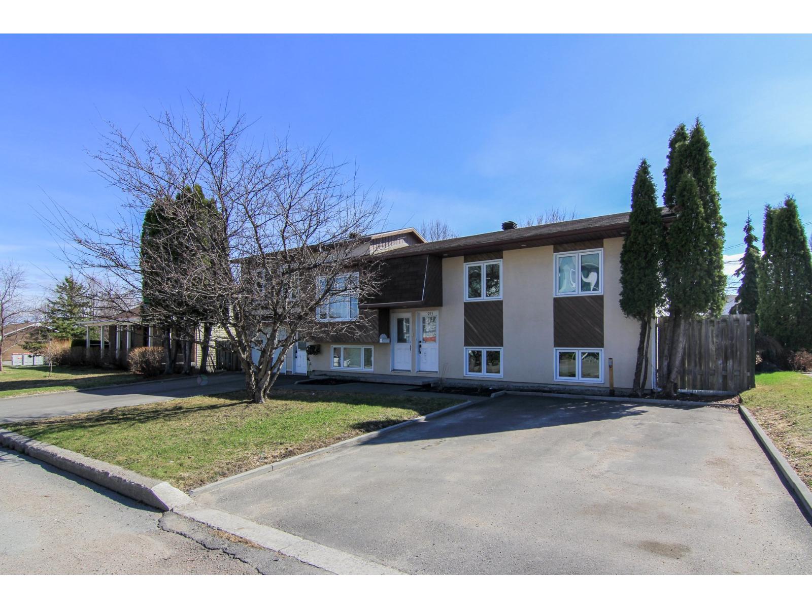 953-955 Rue Thérèse-Casgrain