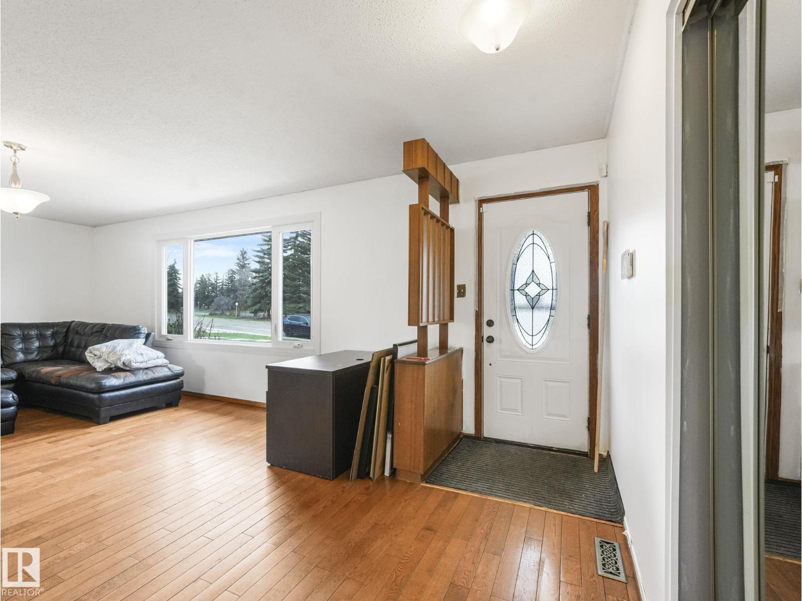 Additional image 4 of 14024 69 Street NW, Edmonton, AB, T5C0H8