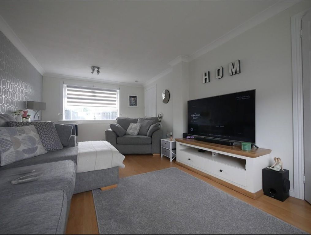 Additional image 2 of 2 bed terraced house to rentFalcon Road, Johnstone PA5