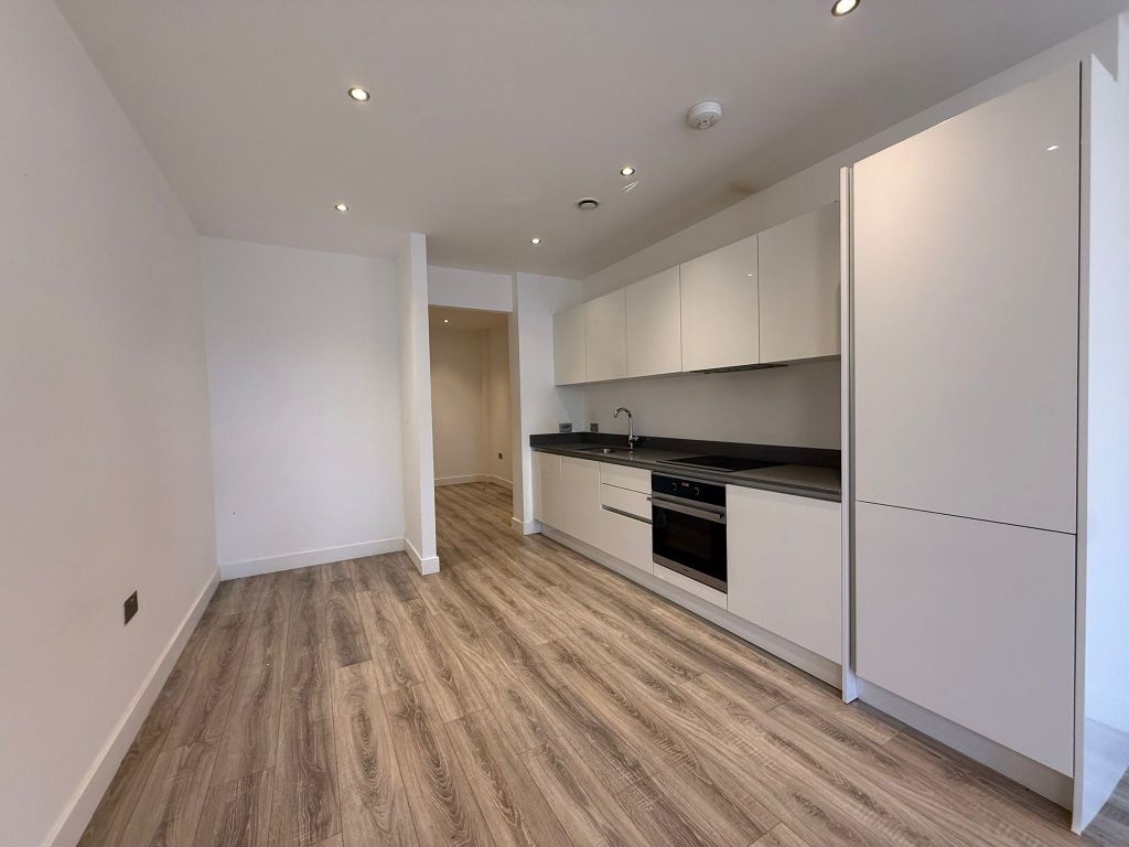Additional image 4 of 1 bed flat to rentMill House, Overbridge Square, Newbury RG14