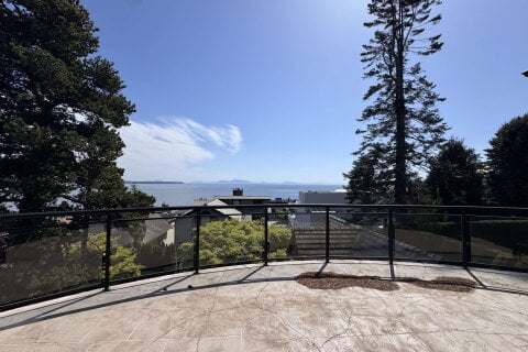 Additional image 8 of 13136 Marine Drive, Surrey, BC, V4A 1E7