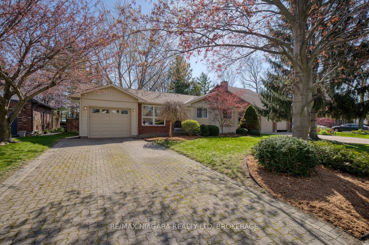 15 Oak Drive, Niagara-on-the-lake, ON, L0S 1J0