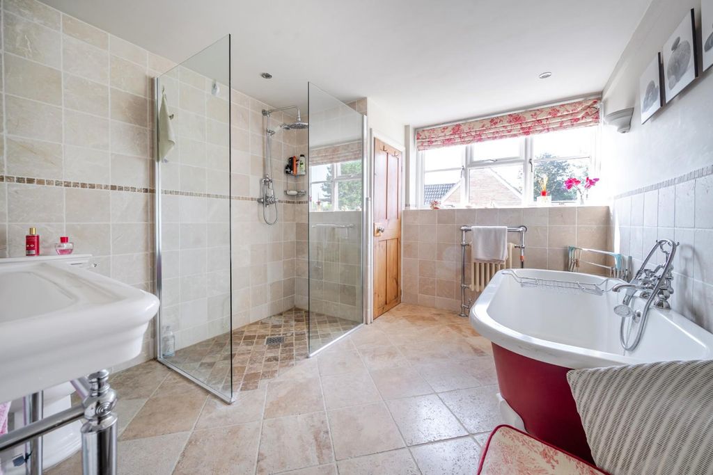 Additional image 23 of 4 bed property for saleLondon Road, Sandy SG19