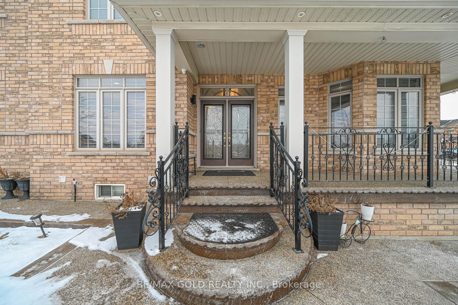 15 Vanwood Crescent, Brampton, ON, L6P 2X4 photo 5