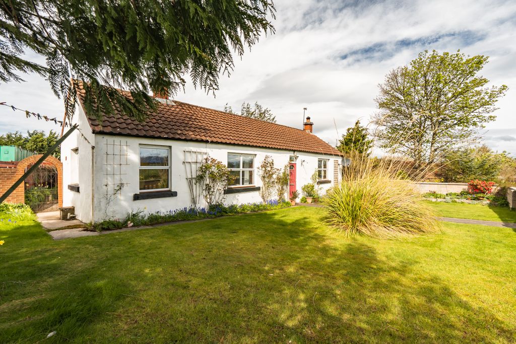4 bed cottage for saleEdgefield Toll Farm, Loanhead EH20