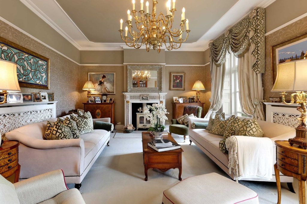 Additional image 3 of 6 bed detached house to rentChurch Road, Penn, High Wycombe HP10