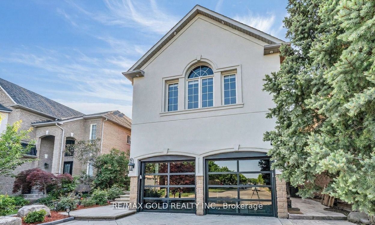 2293 Woodcrest Drive, Oakville, ON, L6M 4C5
