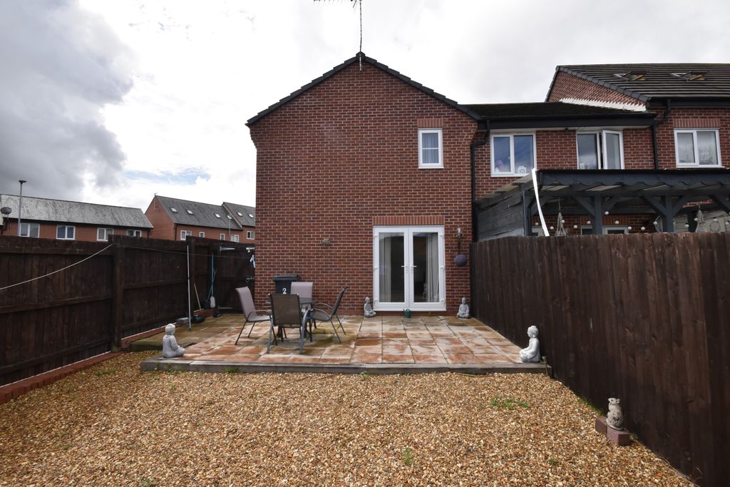 Additional image 9 of 3 bed semi-detached house to rentNant Garw, Cobden Mill, Wrexham LL13