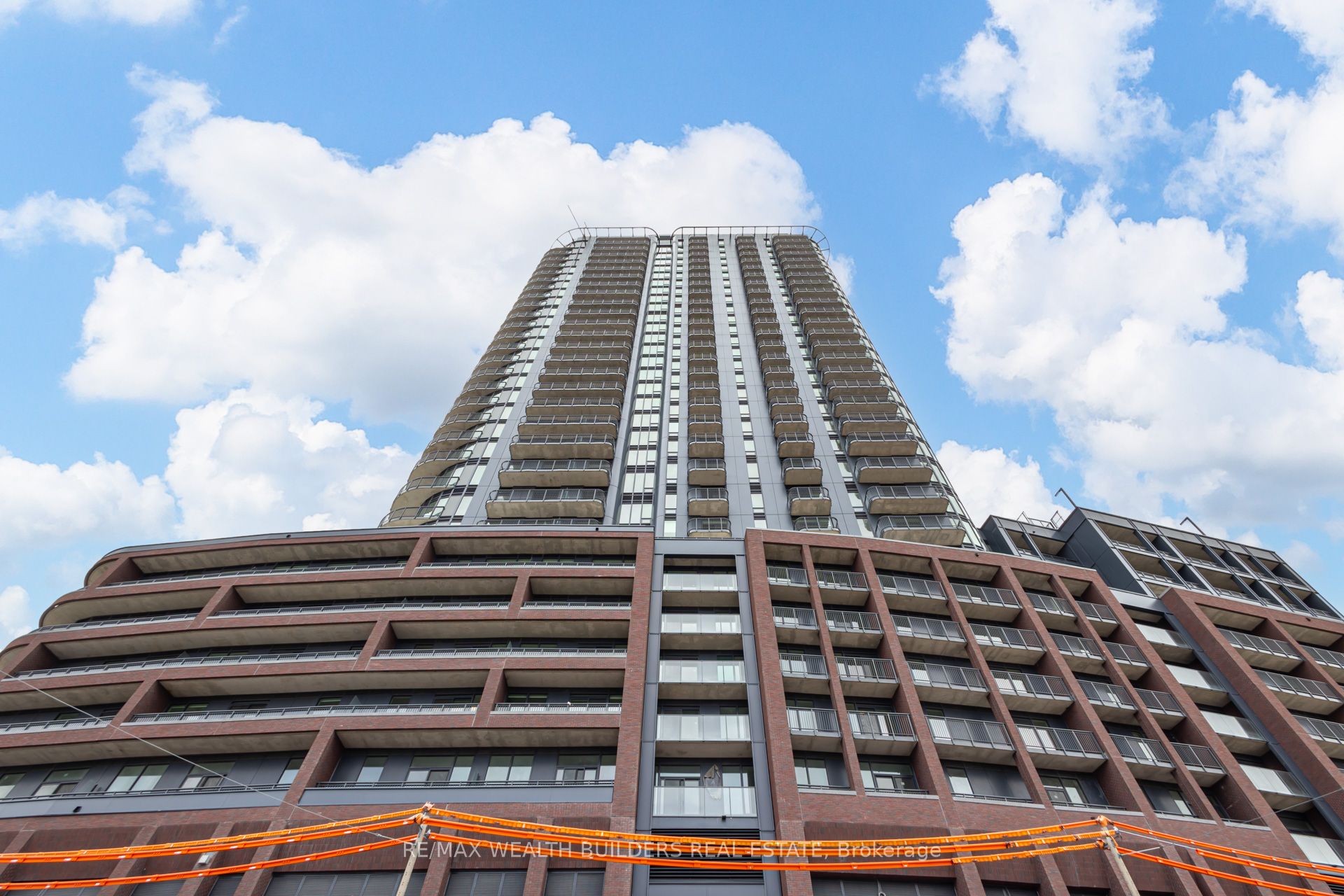 Additional image 3 of 1808-1185 Dupont Street, Toronto, ON, M6H 0G5