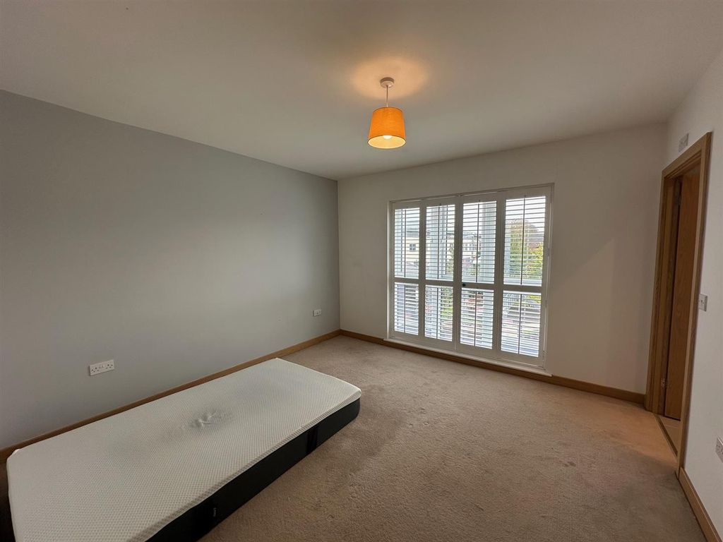 Additional image 22 of 5 bed detached house to rentMemorial Way, Off Thorpe Road, Peterborough PE3