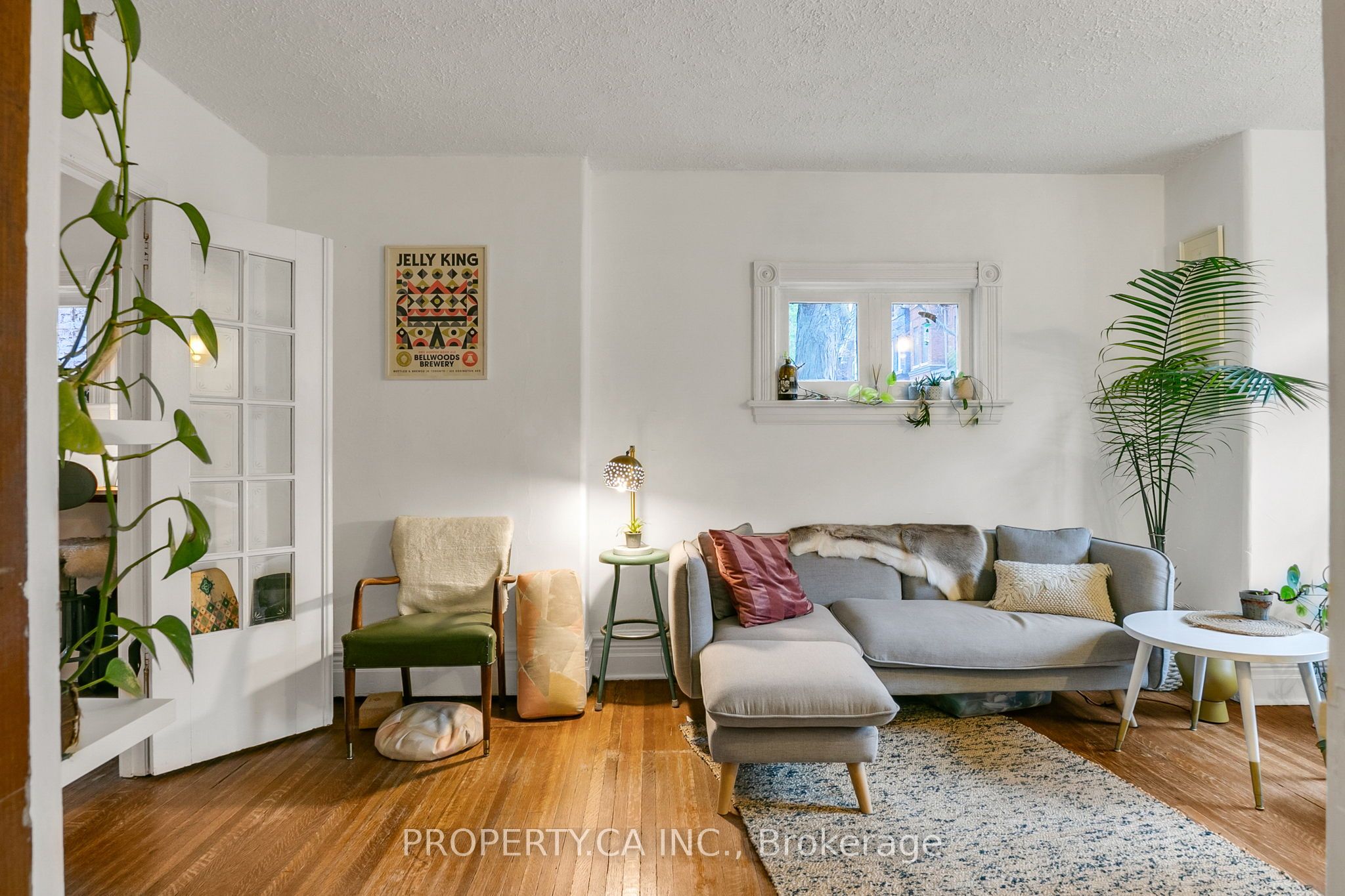 5 Mackenzie Crescent, Toronto, ON, M6J 1S9 photo 2