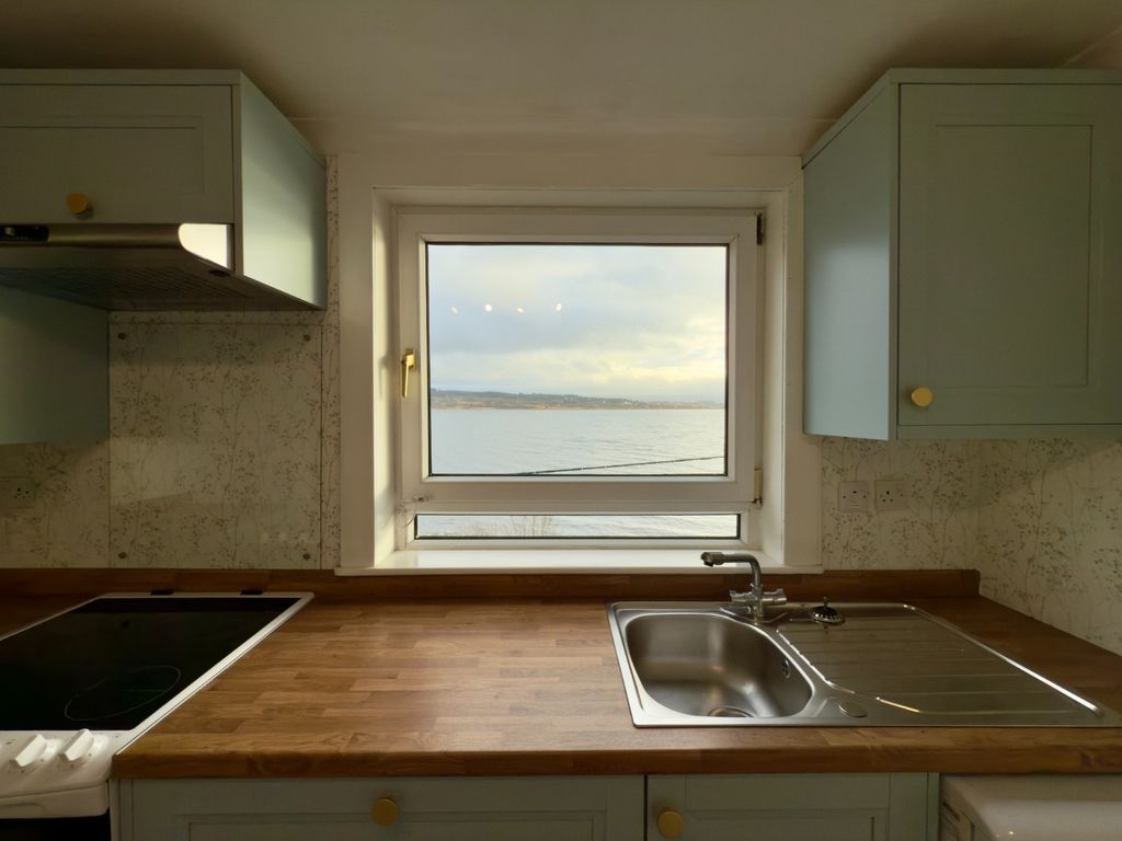 Additional image 9 of 3 bed flat to rentGlenburn Road, Ardrishaig, Lochgilphead, Argyll & Bute PA30