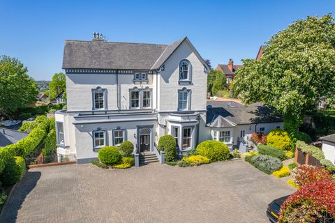 Cavendish Crescent North, The Park NG7