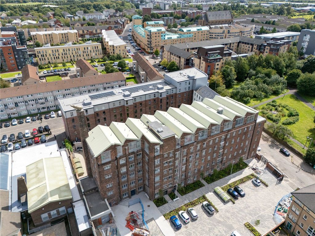 Additional image 12 of 2 bed flat for saleCottonyards, Old Rutherglen Road, New Gorbals, Glasgow G5