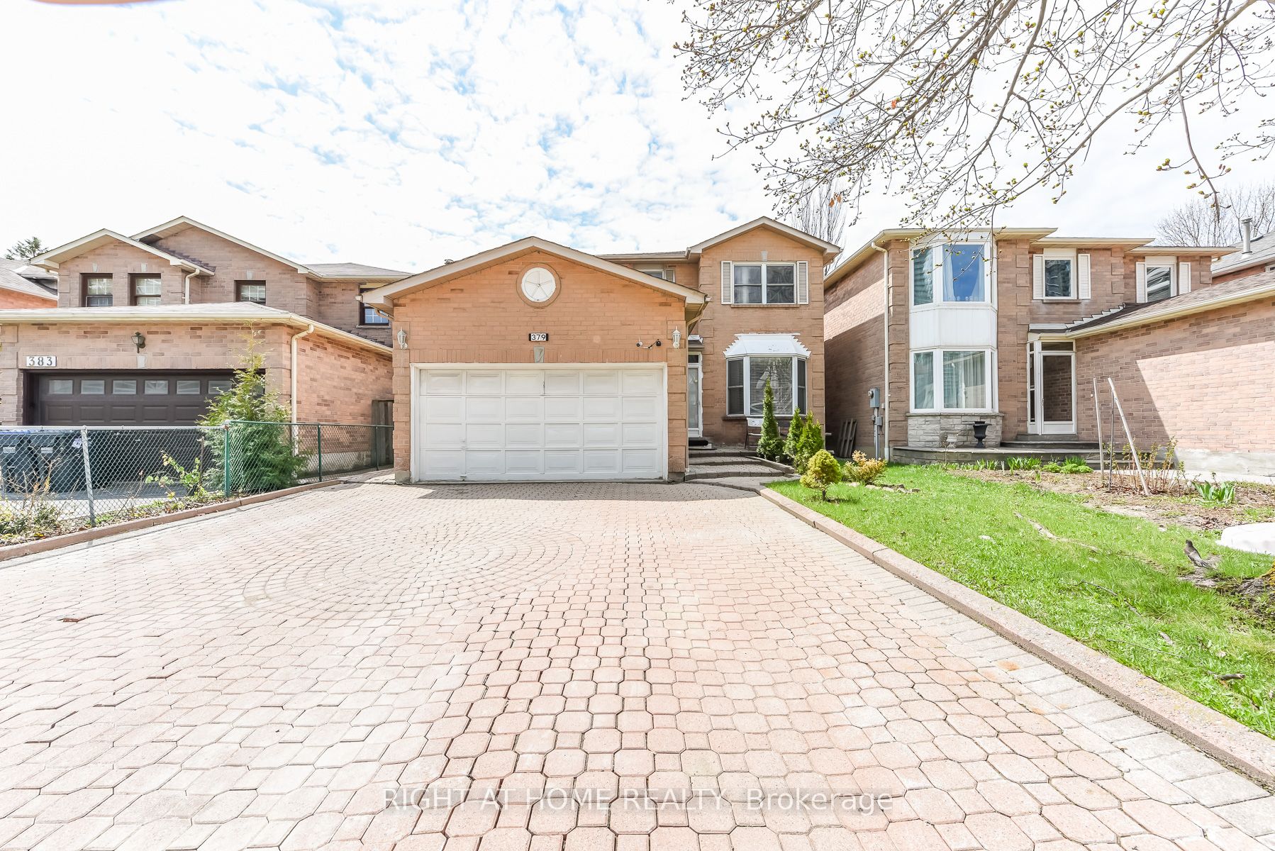 Additional image 3 of 379 Wallenberg Crescent, Mississauga, ON, L5B 3N1