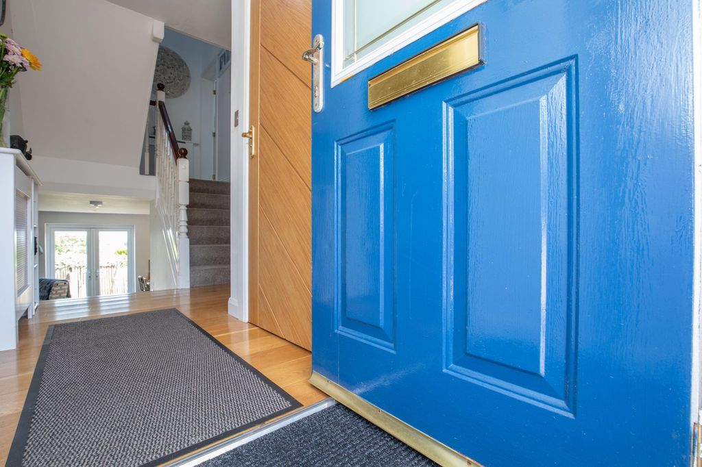 Additional image 5 of 3 bed detached house for saleAfal Sur, Barry CF63