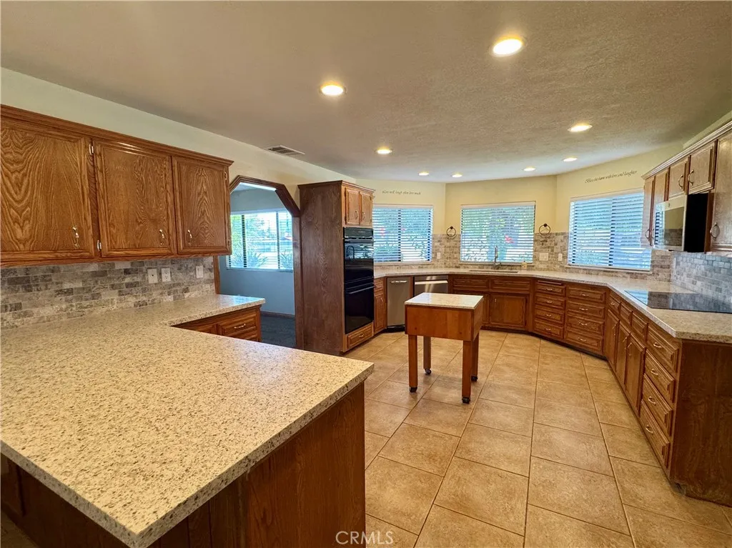 Additional image 31 of 41565 Thornton Ave, Hemet, CA 92544