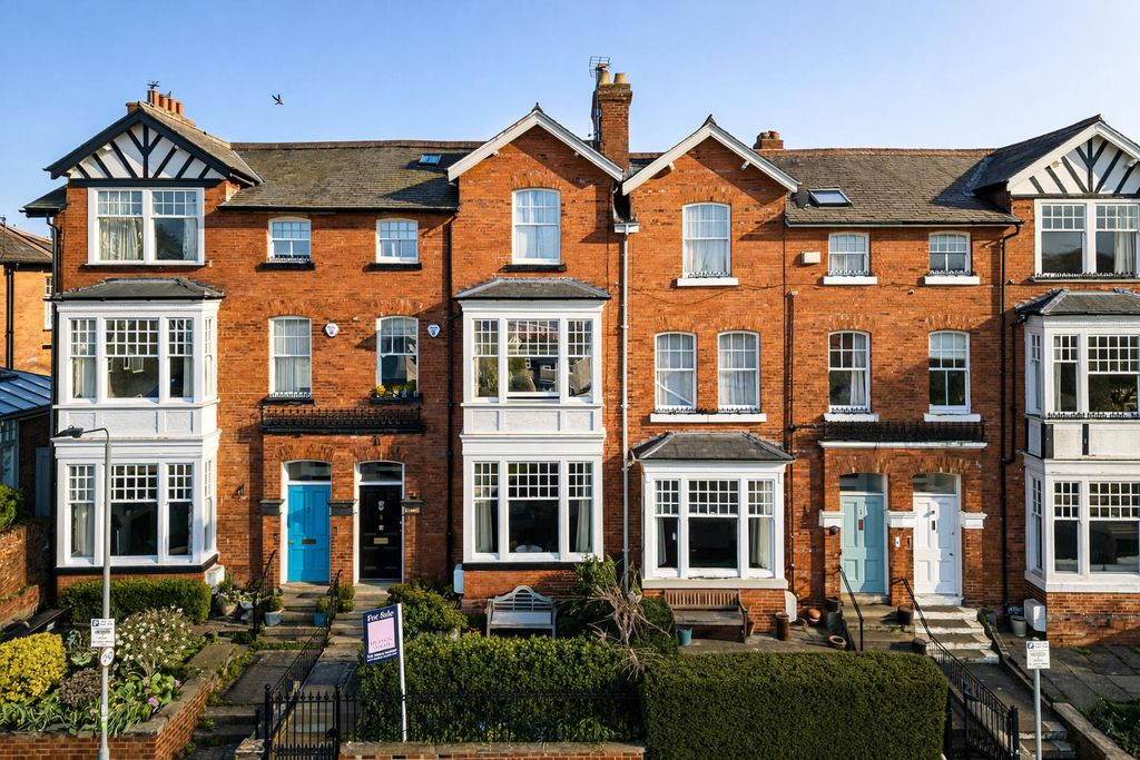 Additional image 7 of 4 bed town house for saleAlbemarle Road, York YO23