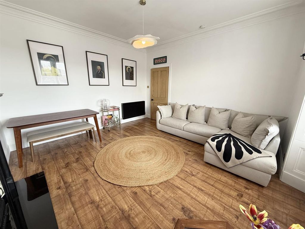 Additional image 6 of 2 bed flat for saleAnnan Road, Dumfries DG1