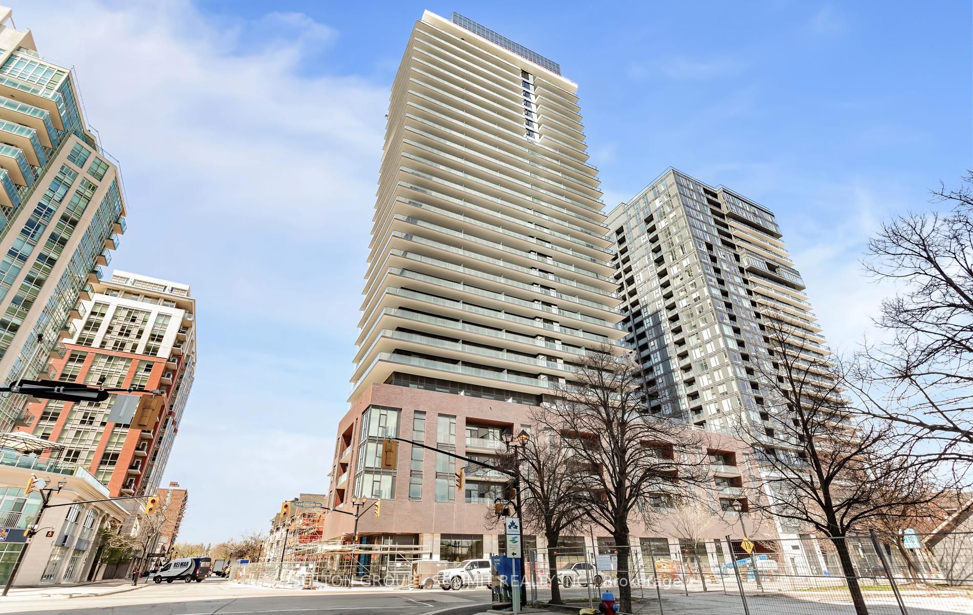 1402-2075 Lakeshore Road, Burlington, ON, L7R 0H3
